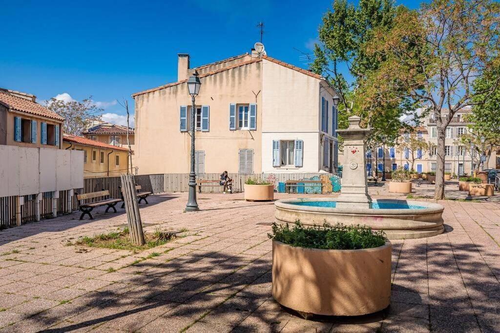 Appartement 5*, Climatise, Avec Terrasse Au Quartier Le Panier Марсель Екстер'єр фото